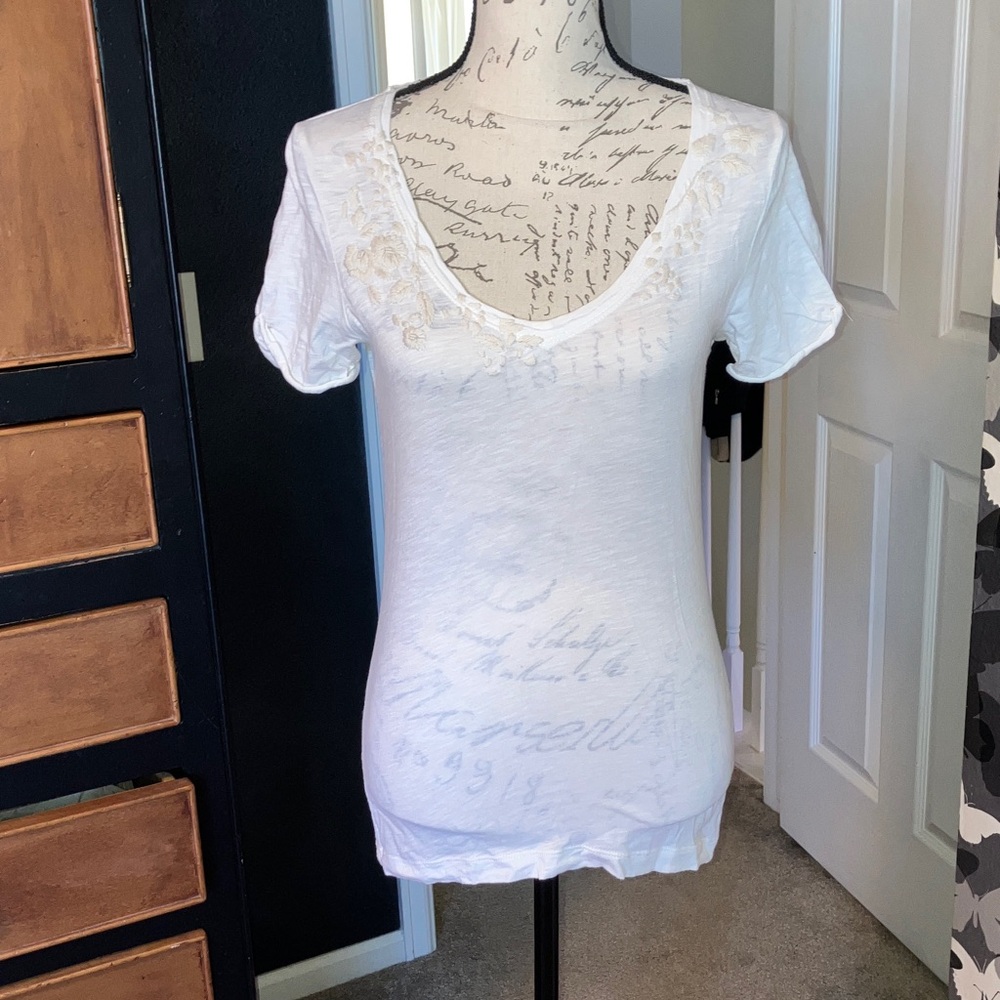 Eddie Bauer Light Cream Tee